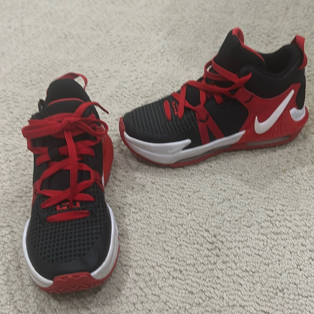 Nike Basketball Sneakers